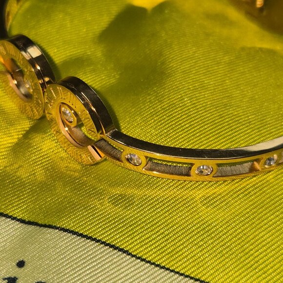 2/$20 Cubic Zirconia Bangle bracelets set of 3 - Picture 4 of 7